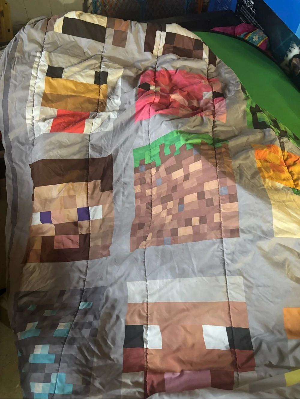 Gray Minecraft Pixel twin comforter set  reversible